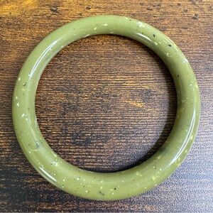 Olive Green Speckled Resin Bracelet size 8.5